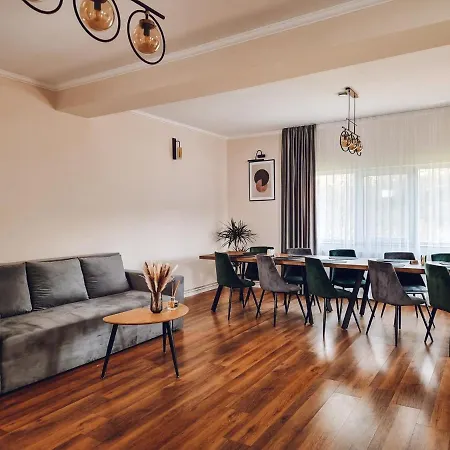 Case de vacanță Private *